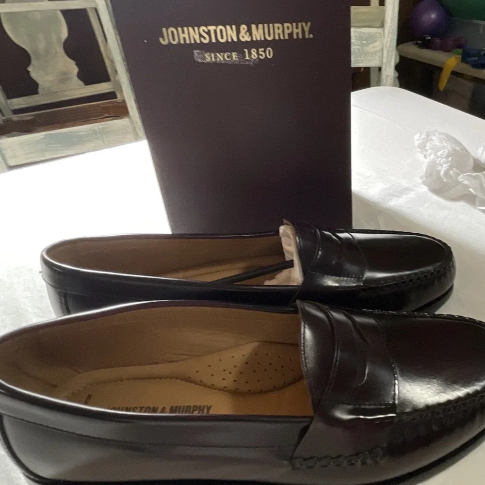 Johnston & Murphy Hayes Penny Men display picture 3